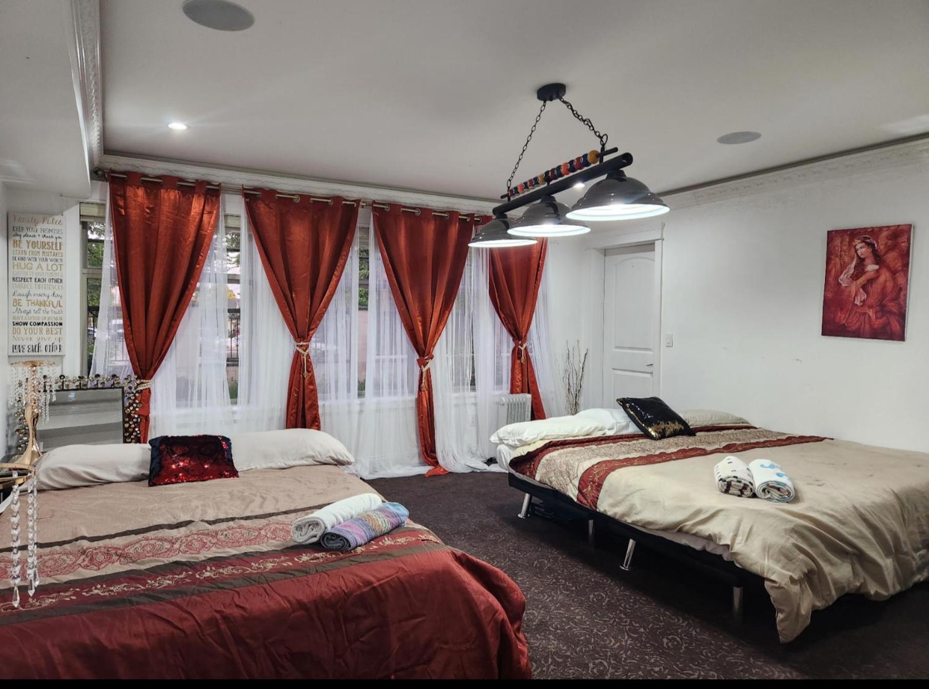Empress Palace Hotel Surrey Eksteriør billede